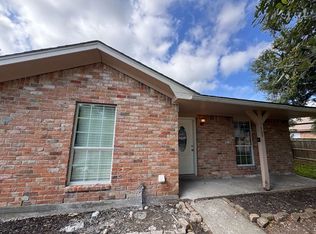 1405 Northview Dr, Angleton, TX 77515