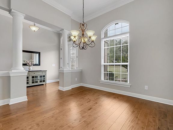 5th image of 9228 Shoal Creek Dr