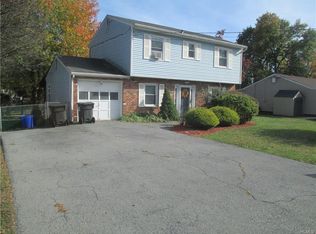 2 Donner Dr, Walden, NY 12586