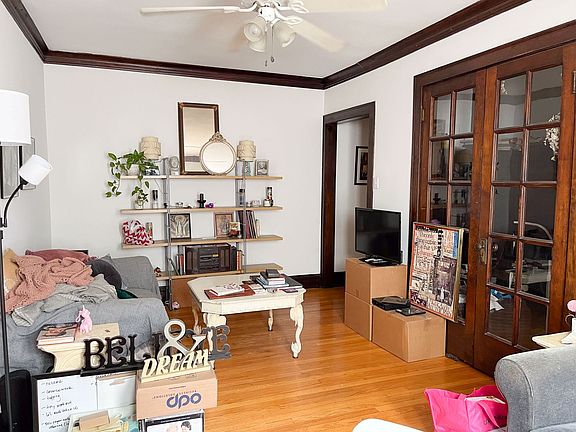 4th image of 4542 N Maplewood Ave APT 1H