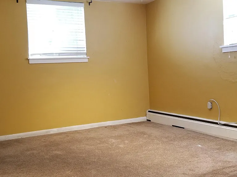 146 Spa Dr — Photo 18