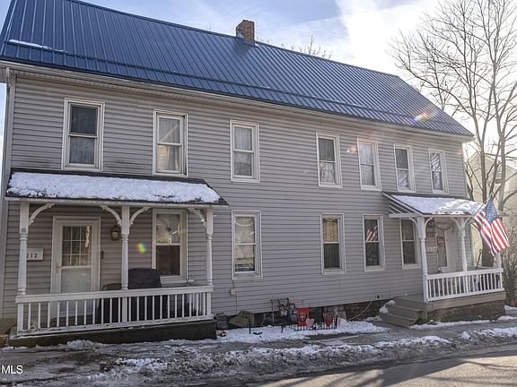 2nd image of 210-212 Walnut St