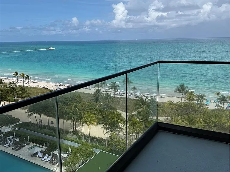 10185 NE Collins Ave #1220 — Photo 1