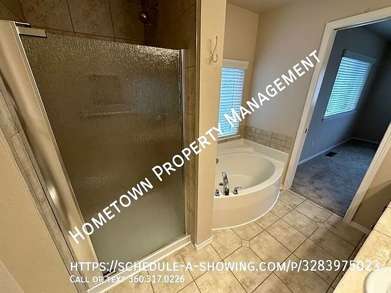 2702 Farmer Way SE — Photo 24