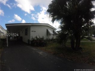 5736 Lagoon Dr, Fort Lauderdale, FL 33312