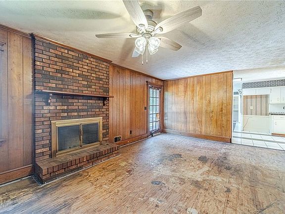 4th image of 5565 Five Forks Trickum Rd