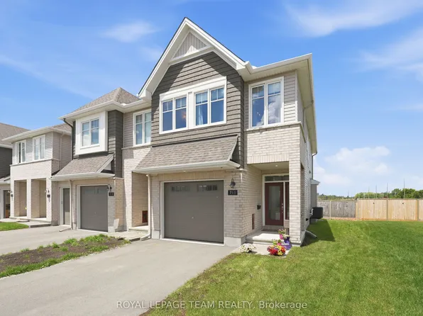 715 Maverick Cres, Ottawa, ON K2S 2X1