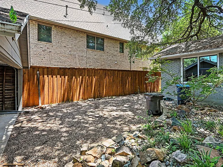 4012 W 6th St — Photo 30
