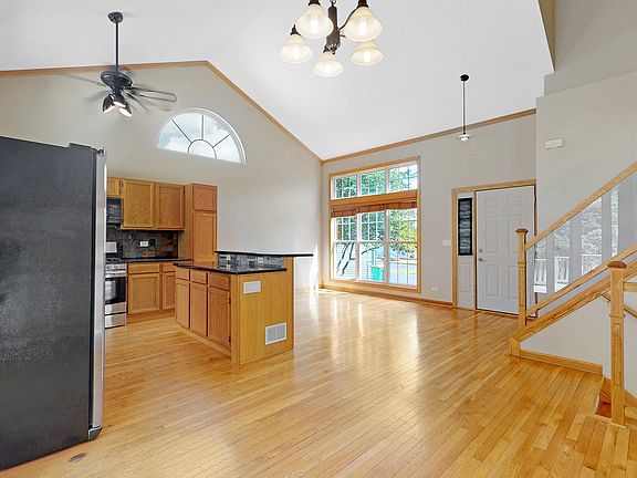 4th image of 2283 N Blue Grass Ct