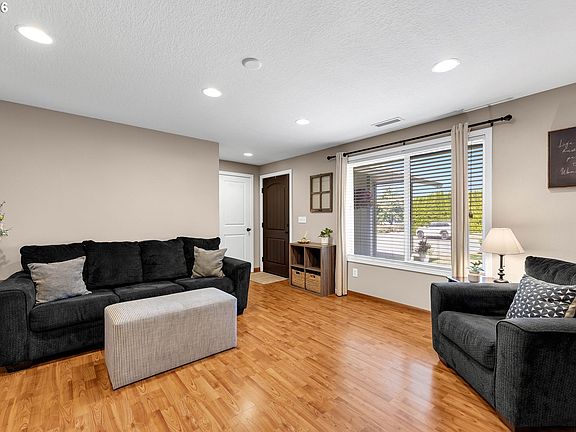 5th image of 4906 NE 147th Ave