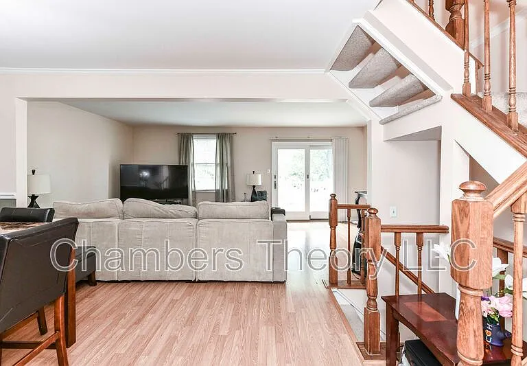 21929 Myrtlewood Sq — Photo 6