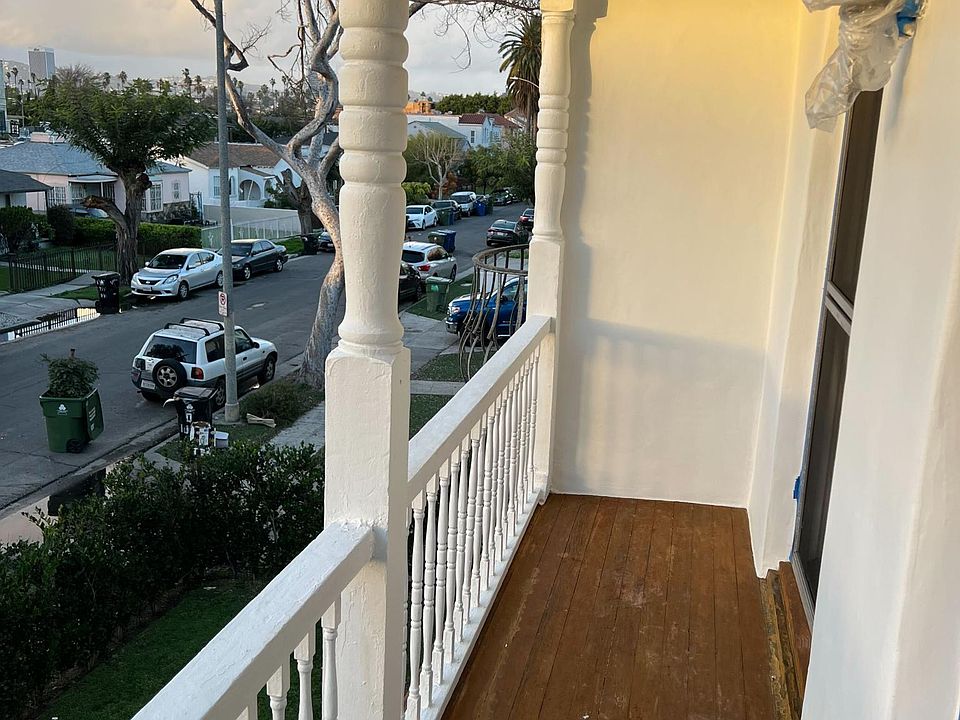 1st image of 1854 S Sycamore Ave #1/2