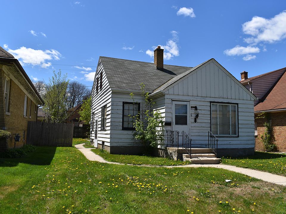 1st image of 4825 W Fond Du Lac Ave