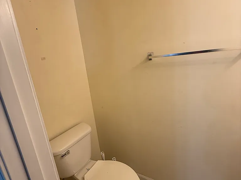24 Lexington Ct — Photo 10