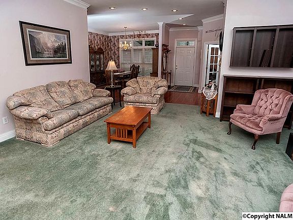 5th image of 2643 Quarter Ln SE