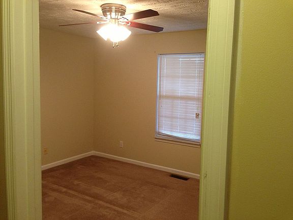 Master Bedroom #1(13x11)