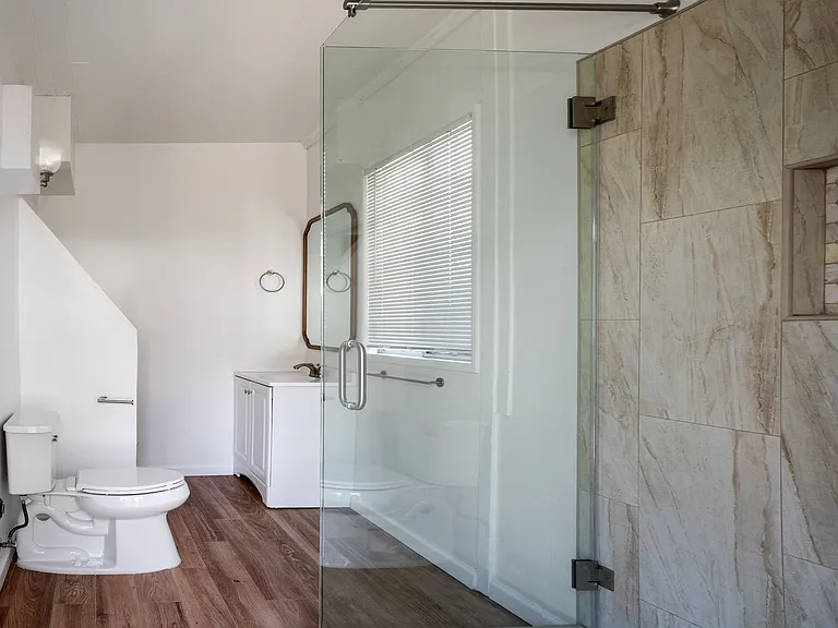 214 W Ortega St — Photo 16