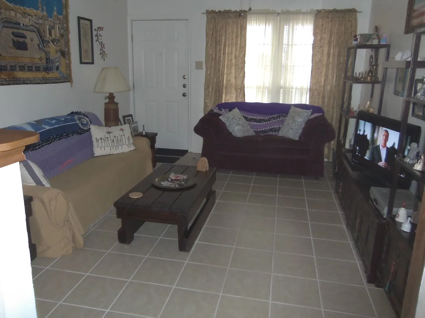 914 Stetson — Photo 2