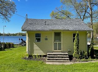 9010 E 430 S, Wolcottville, IN