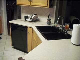 5th image of 464 Highland Cove Dr