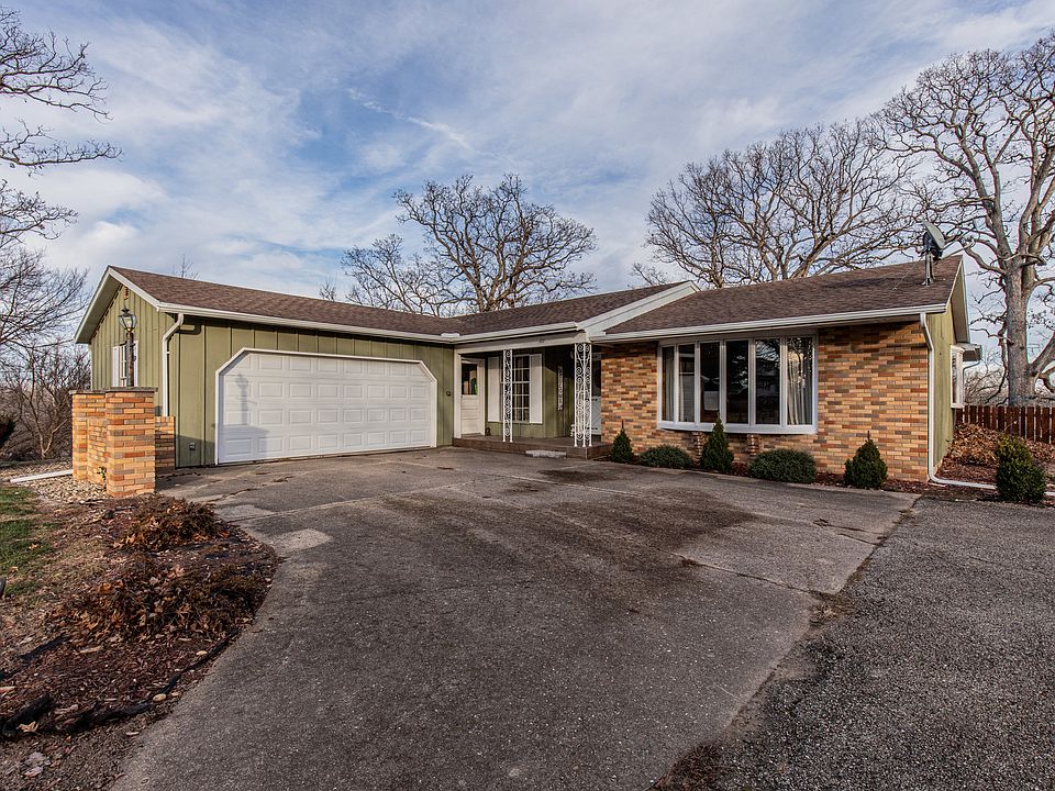 1st image of 111 Hazelwood Dr