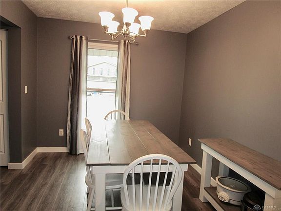 3rd image of 5901 Coralberry Dr