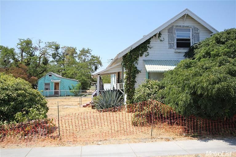 1st image of 2653 S Pock Ln