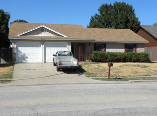 6331 N Park Dr, Watauga, TX 76148