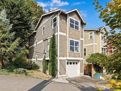 3018 SW Hinds Street, Seattle, WA, 98126