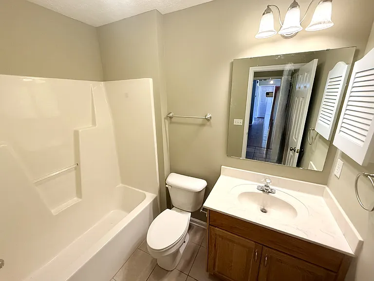 42 Mayflower Ct — Photo 15