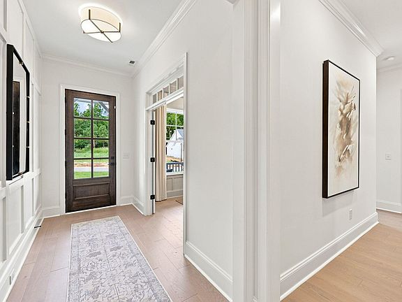 3rd image of 9020 Annonhill St