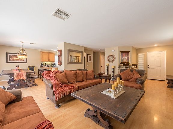 3rd image of 5443 Vista San Benito
