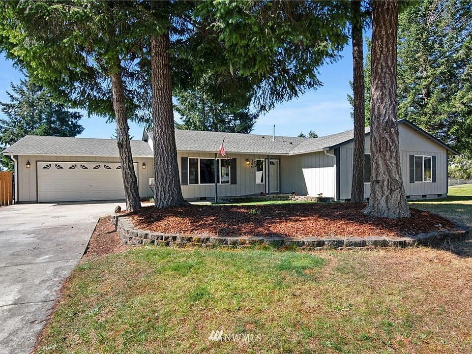 1st image of 160 Skylark Court E