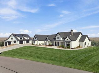 11131 Wagon Box Dr, Belle Fourche, SD 57717