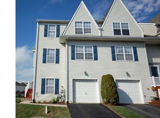11 Cherry St, Downingtown, PA 19335