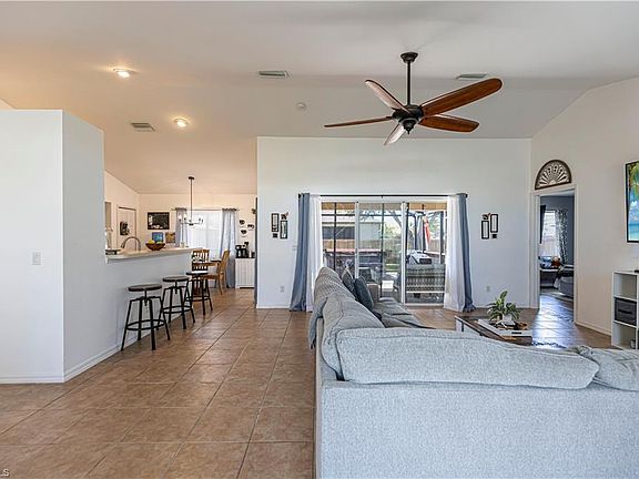 4th image of 3806 SW 1st TER
