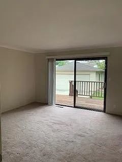 752 Edge Ln — Photo 16