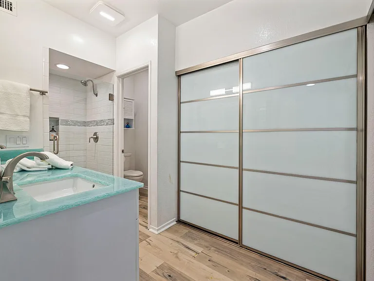 49075 Mariposa Dr — Photo 16
