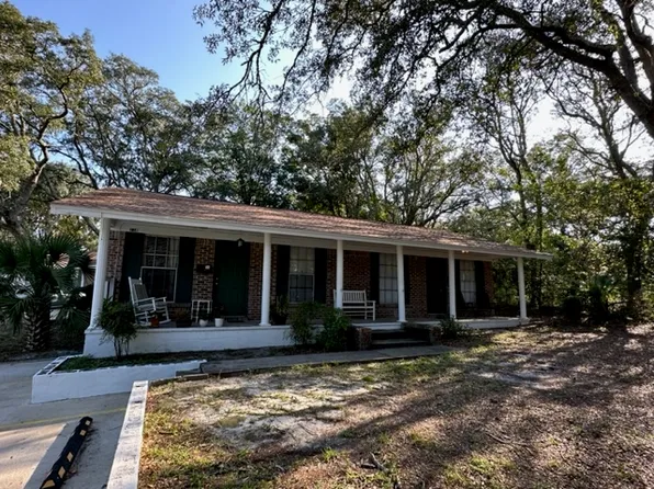 118 Monahan Dr, Fort Walton Beach, FL