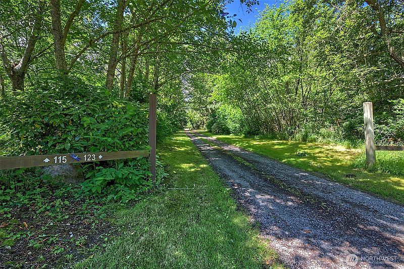 2nd image of 115 Kahlua Court
