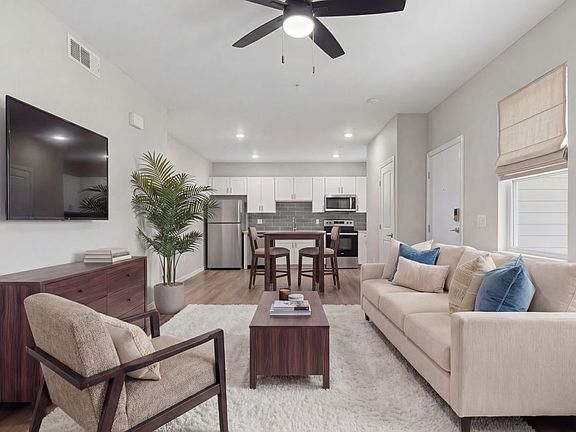 Summit on Boulder Living Room and Kitchen