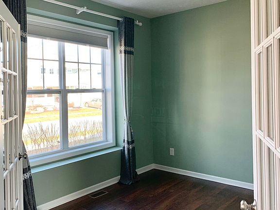 3rd image of 649 Willet Way