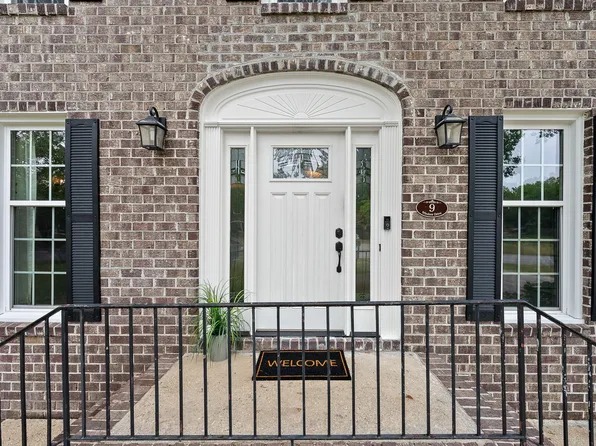 9 Windsor Dr, Charleston, SC 29407