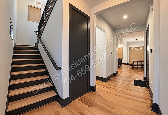 5th image of 1241 Pegram St