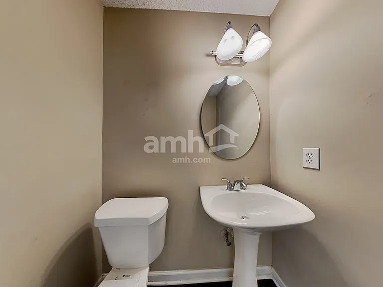 6004 W Rosie Ln SE — Photo 8