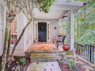 401 S River Farm Dr, Johns Creek, GA 30022