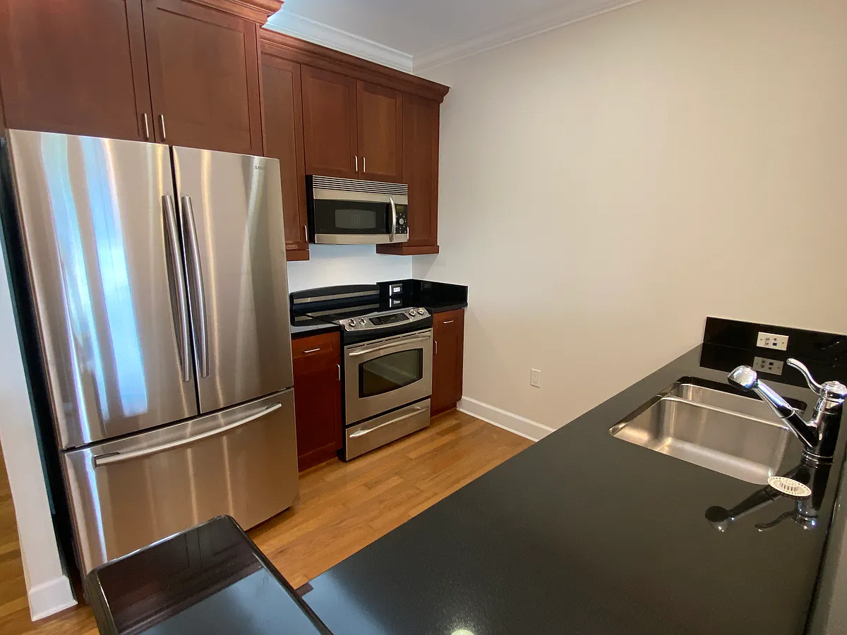 Building Photo - 401 13th St NE #Penthouse 03
