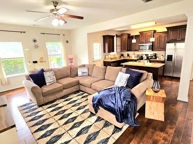 1600 Gold Finch Ct — Photo 14