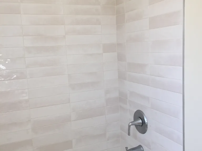 Tub/shower