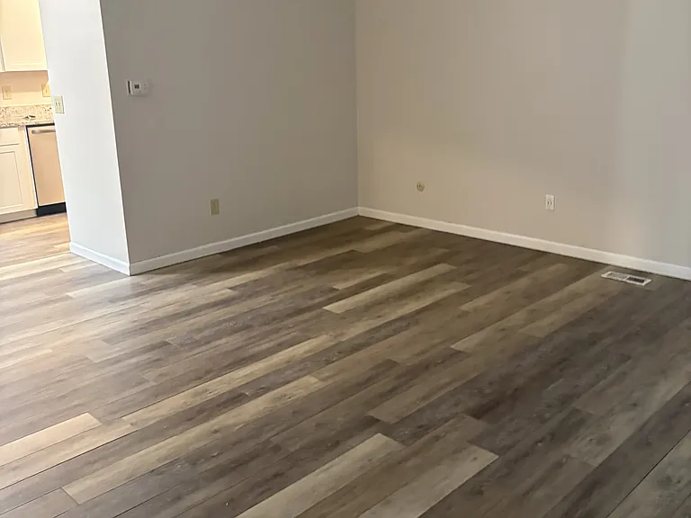 6459 Blackhaw Dr — Photo 7